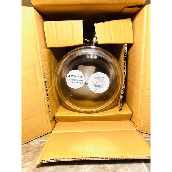 5.8L Glass Beverage Dispenser with Acacia Lid - Threshold - New - Picture 4 of 4